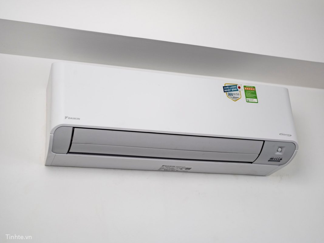 Trên tay và trải nghiệm máy lạnh Daikin FTKZ: diệt khuẩn, lọc khí, cân bằng độ ẩm, wifi...